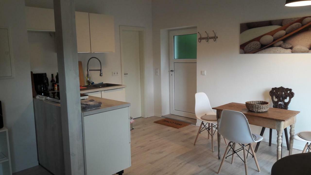 Cottage Am Wald Bei Berlin Falkensee Εξωτερικό φωτογραφία